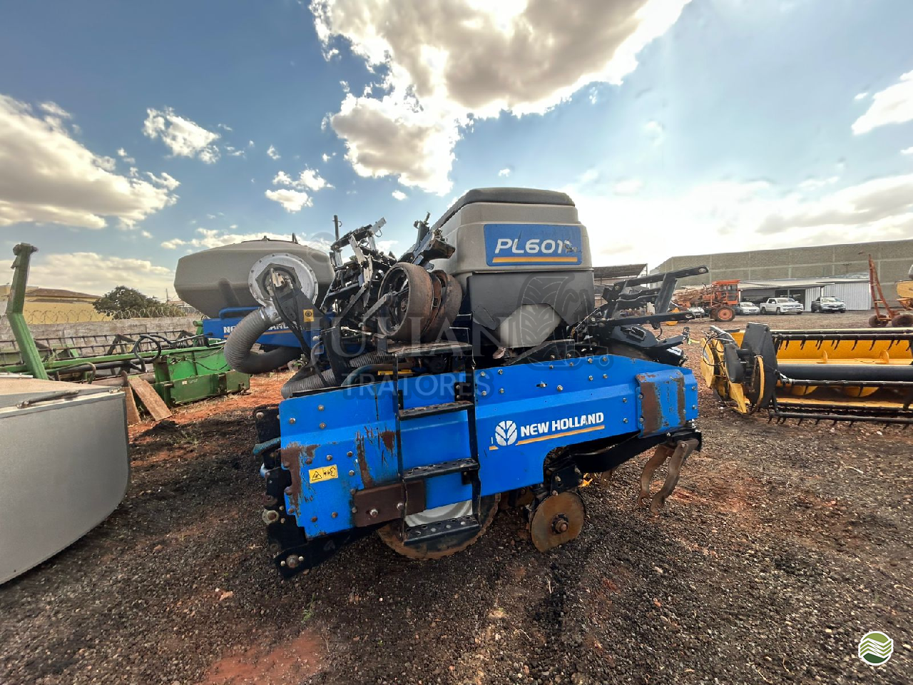 PL 6011 de Juliano Tratores